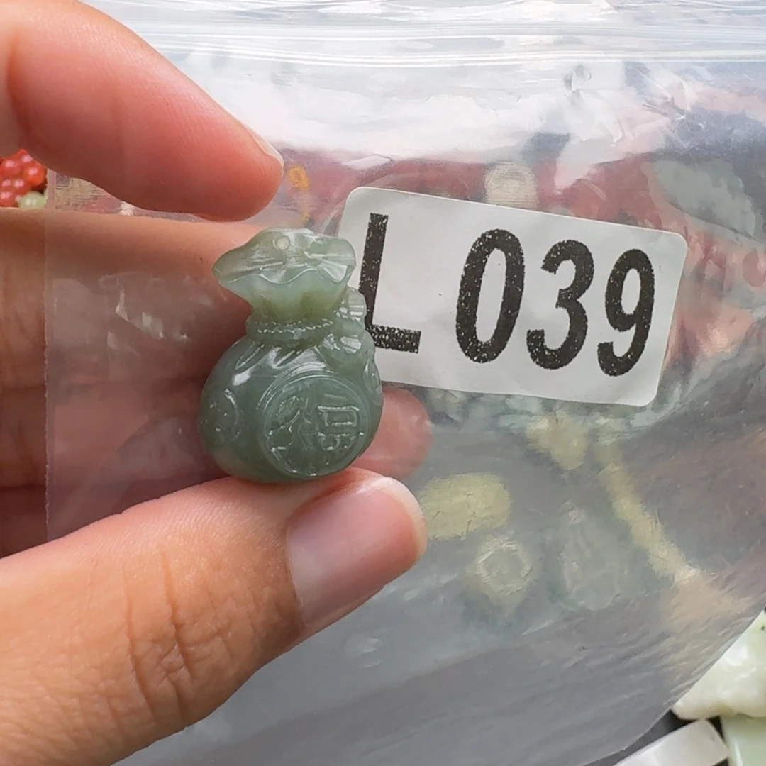 未镶嵌和田玉珠宝奇石