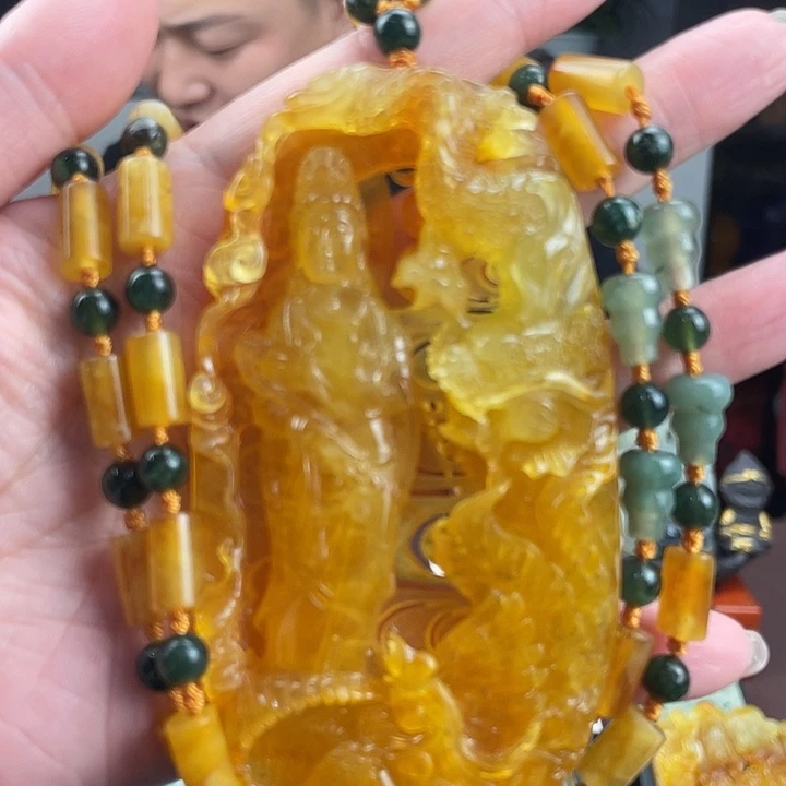 未镶嵌蛇纹石玉颈饰