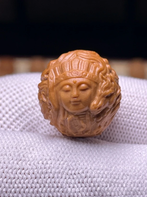 18左右猴头核桃师徒四人（有正常封口线）