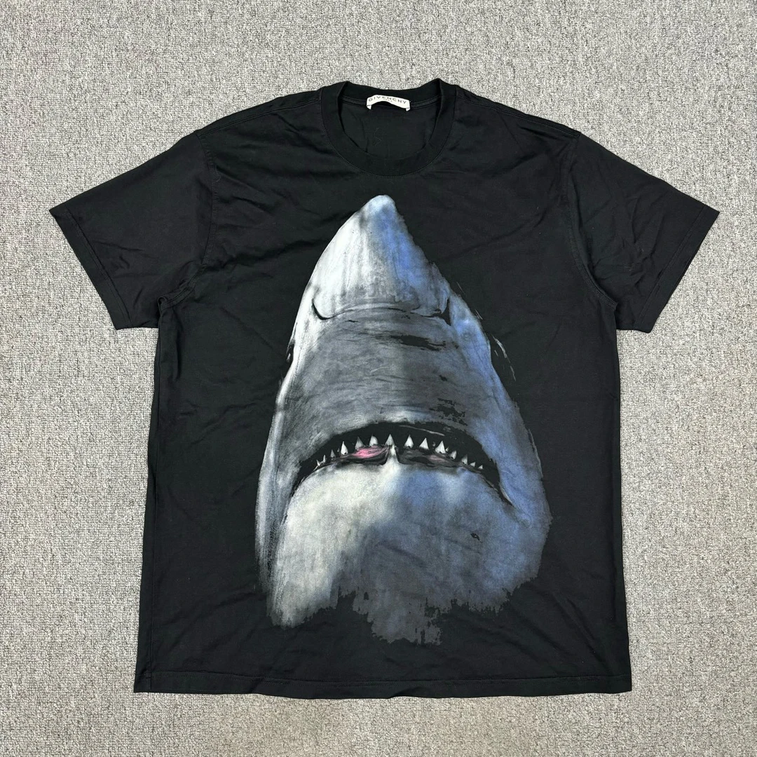 99新 Givenchy/纪梵希 12116991 鲨鱼短袖 M码99新