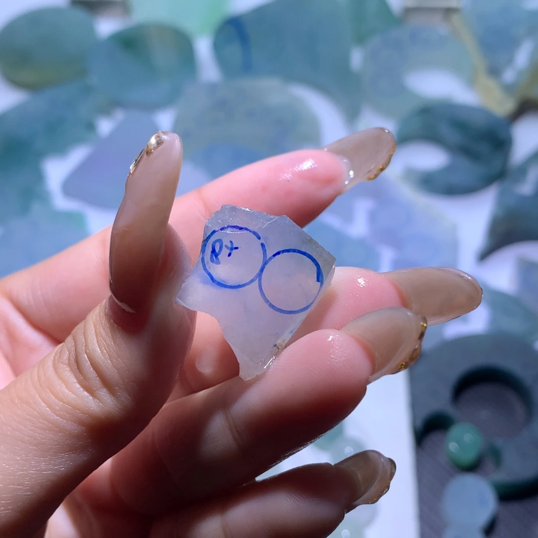 定制翡翠未镶嵌可**生福利