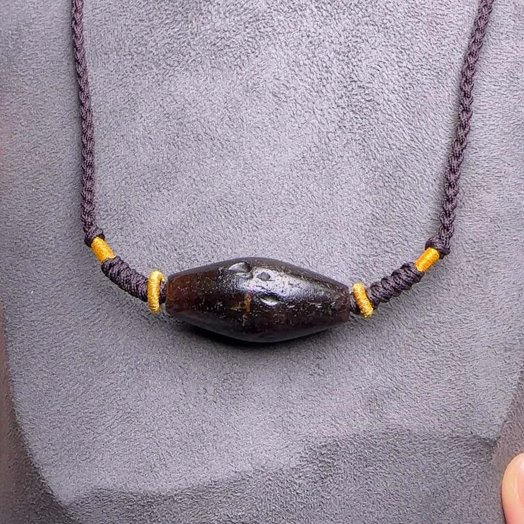 未镶嵌颈饰玛瑙/玉髓