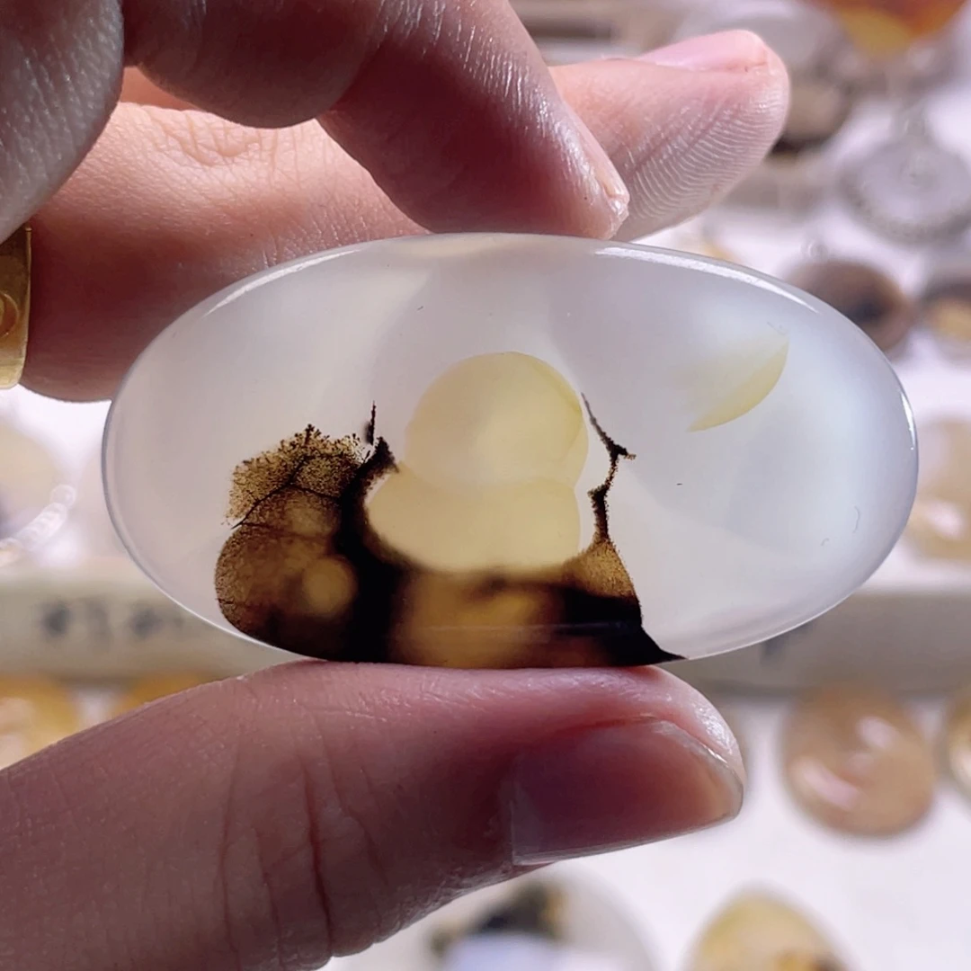 玛瑙/玉髓未镶嵌珠宝奇石