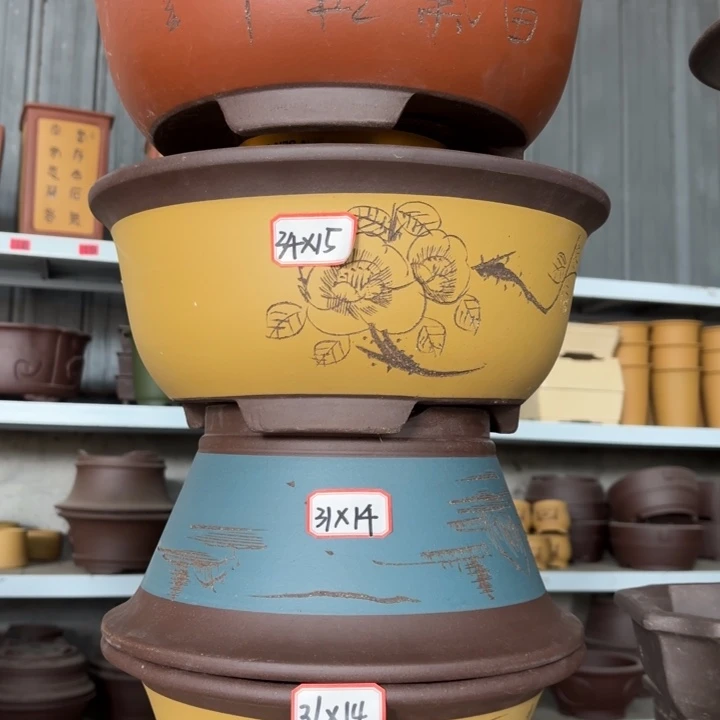 紫砂花盆100-4。