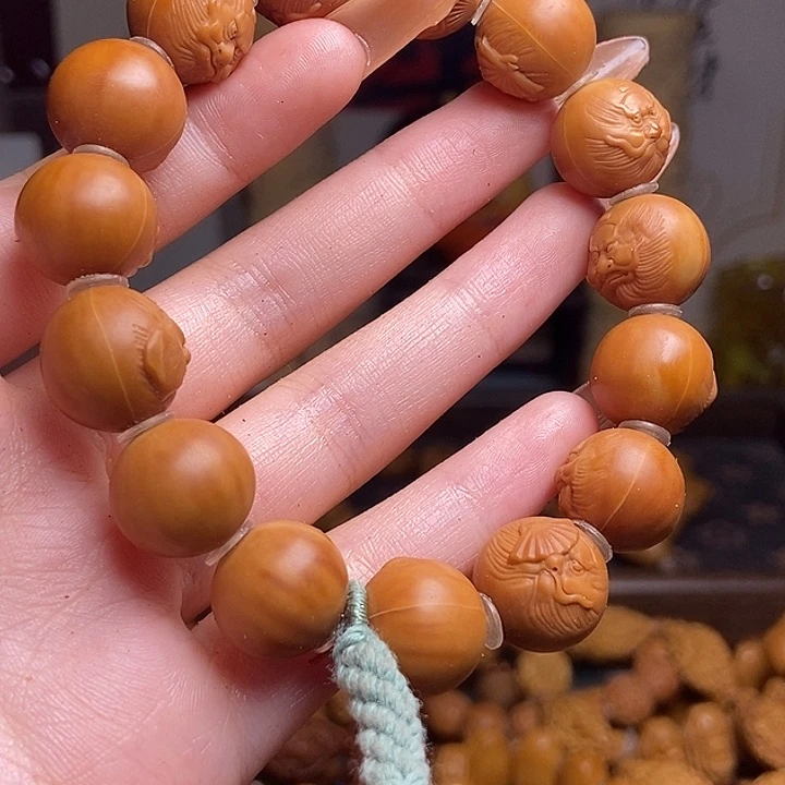 l***目橄榄核手串/手链vggvvbbbbbbbbn