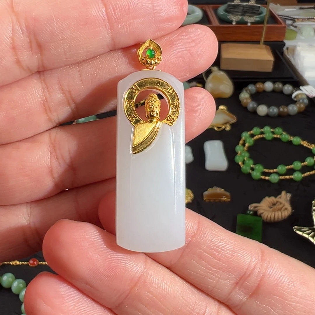 和田玉（白玉）18K金镶嵌颈饰老料白玉设计款佛牌