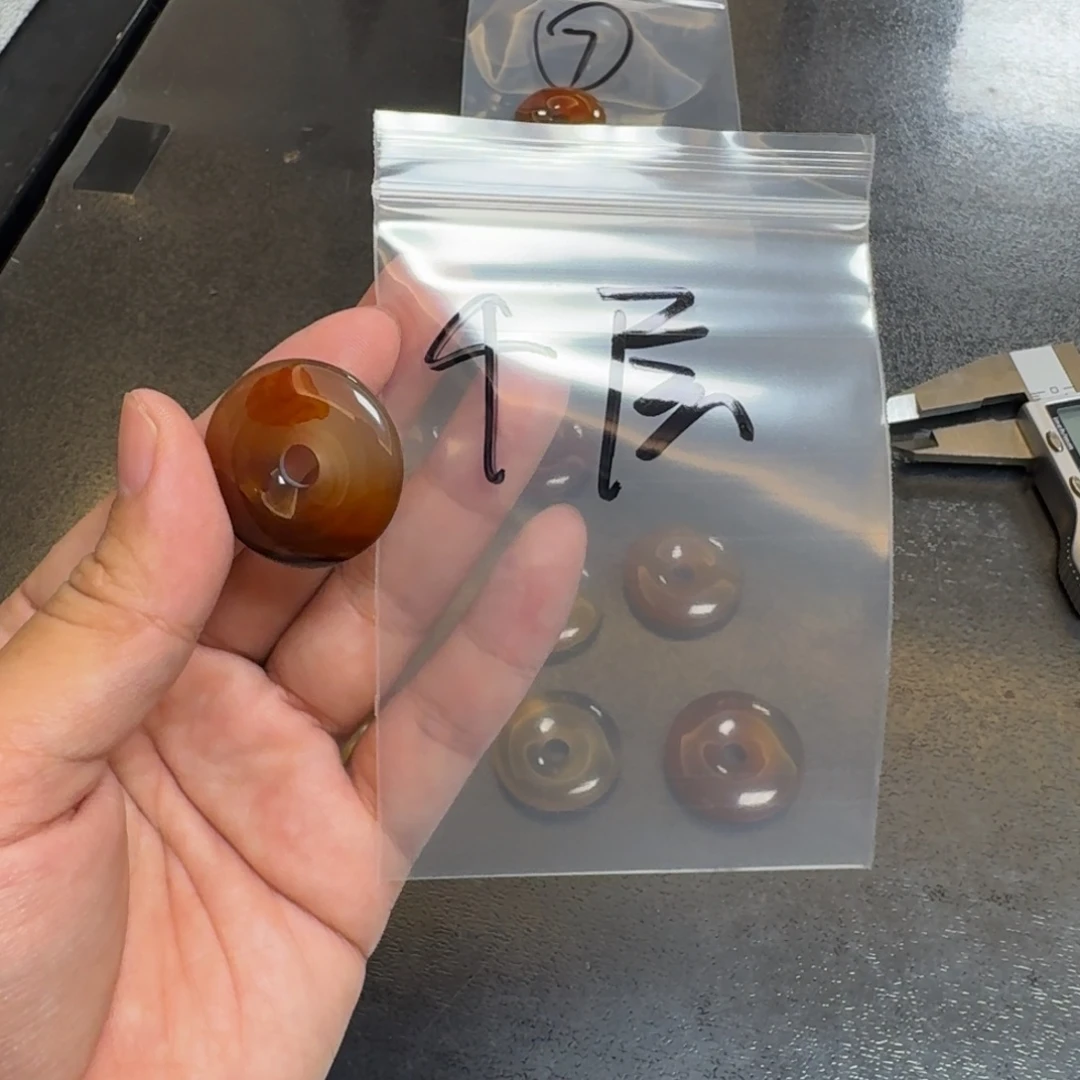 千***)玛瑙/玉髓未镶嵌珠宝半成品