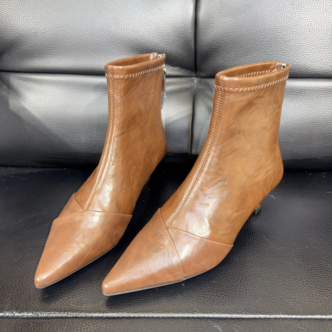 （8888）大漂亮高跟短靴后拉链法式细跟拉链复古尖头秋冬加绒靴女靴