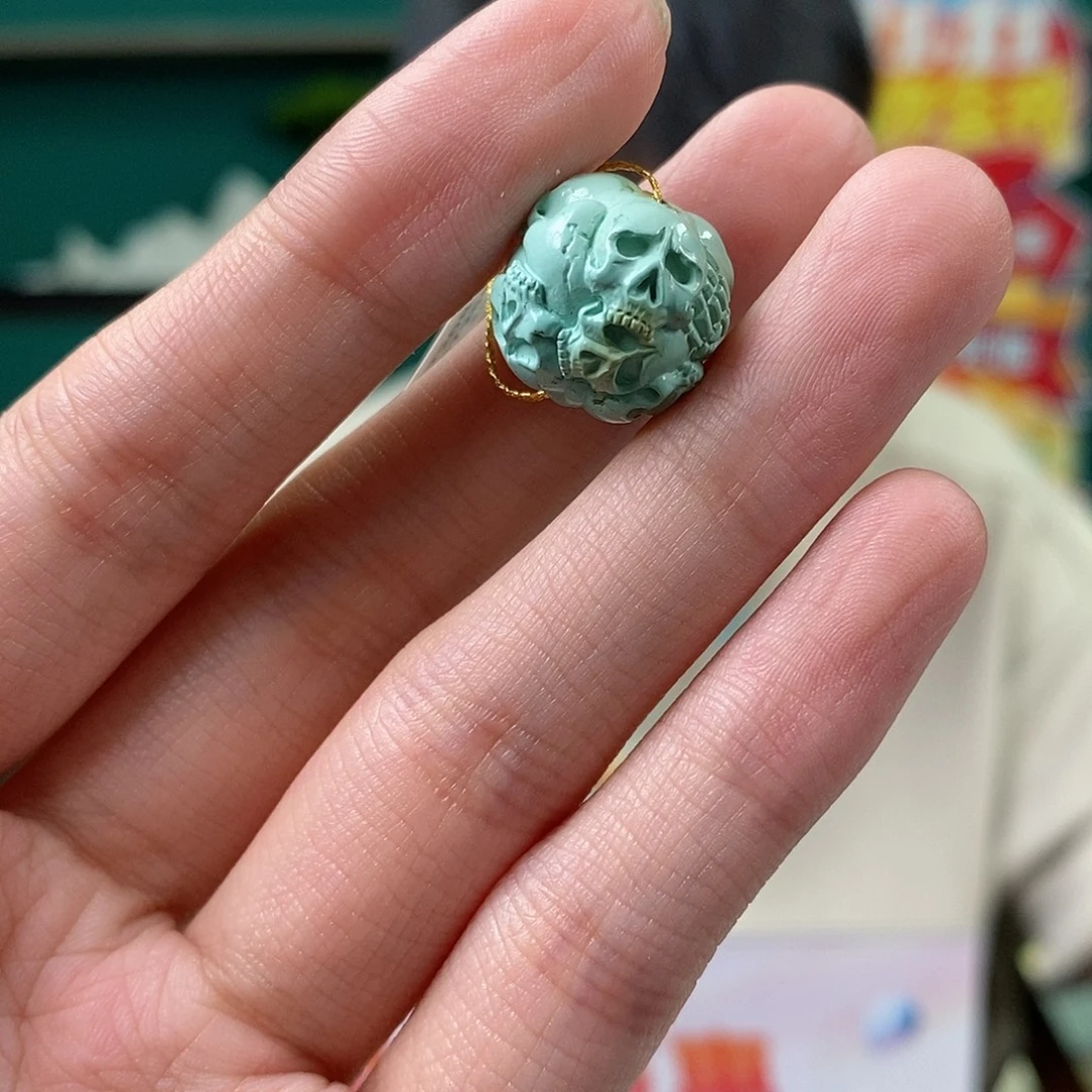 绿松石未镶嵌珠宝奇石