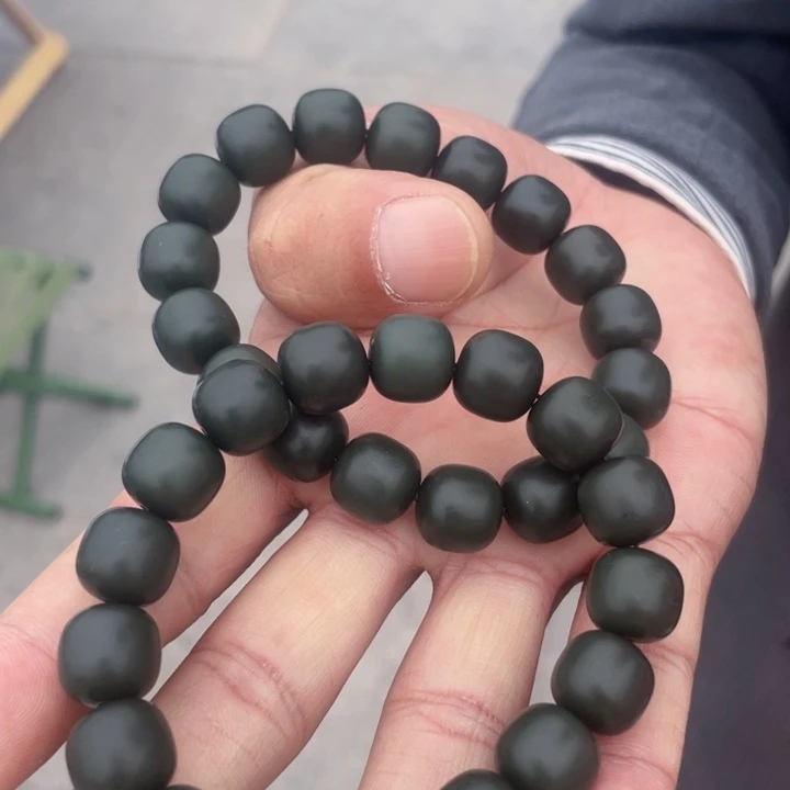 和田玉未镶嵌颈饰多样性发货，发其一