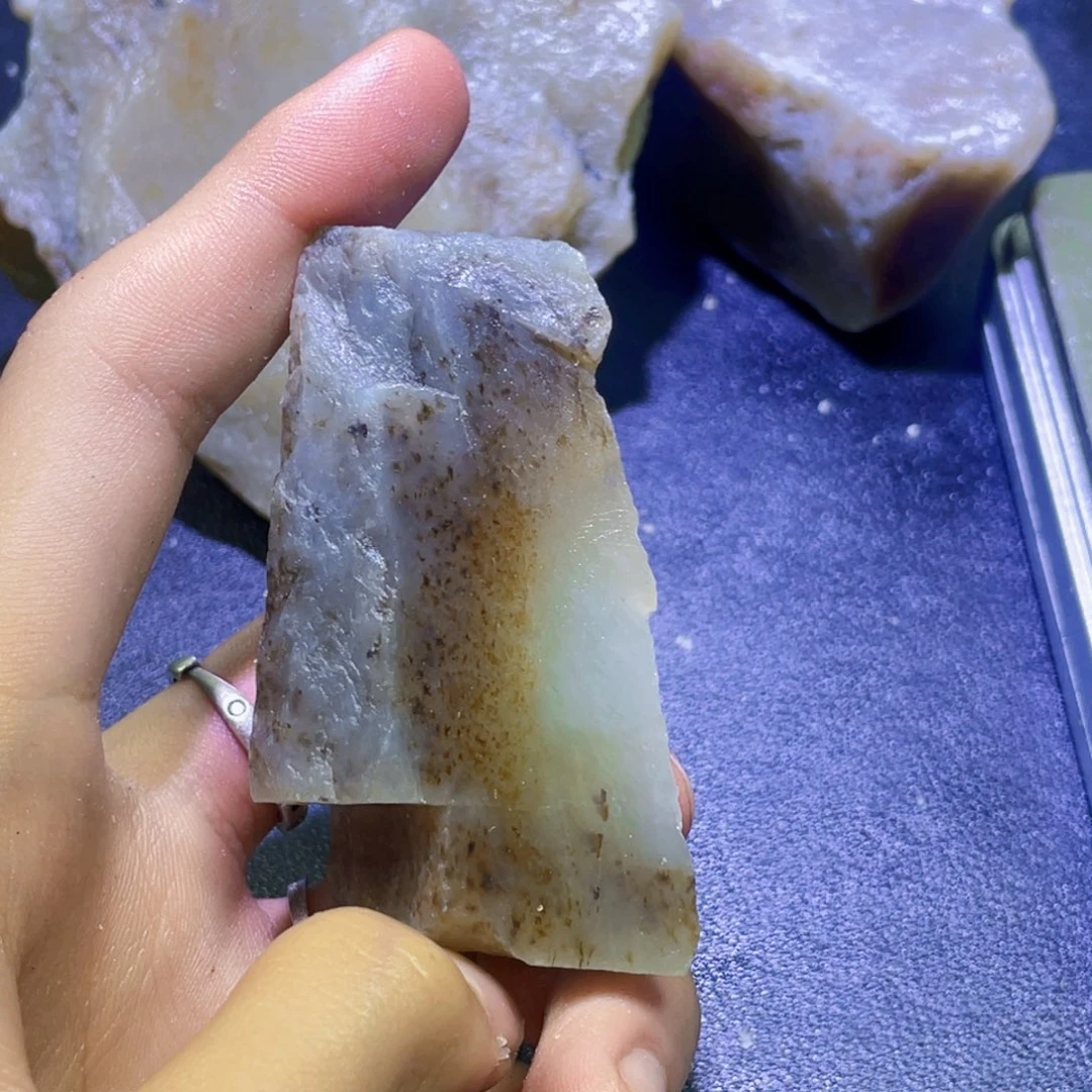 未镶嵌和田玉珠宝半成品