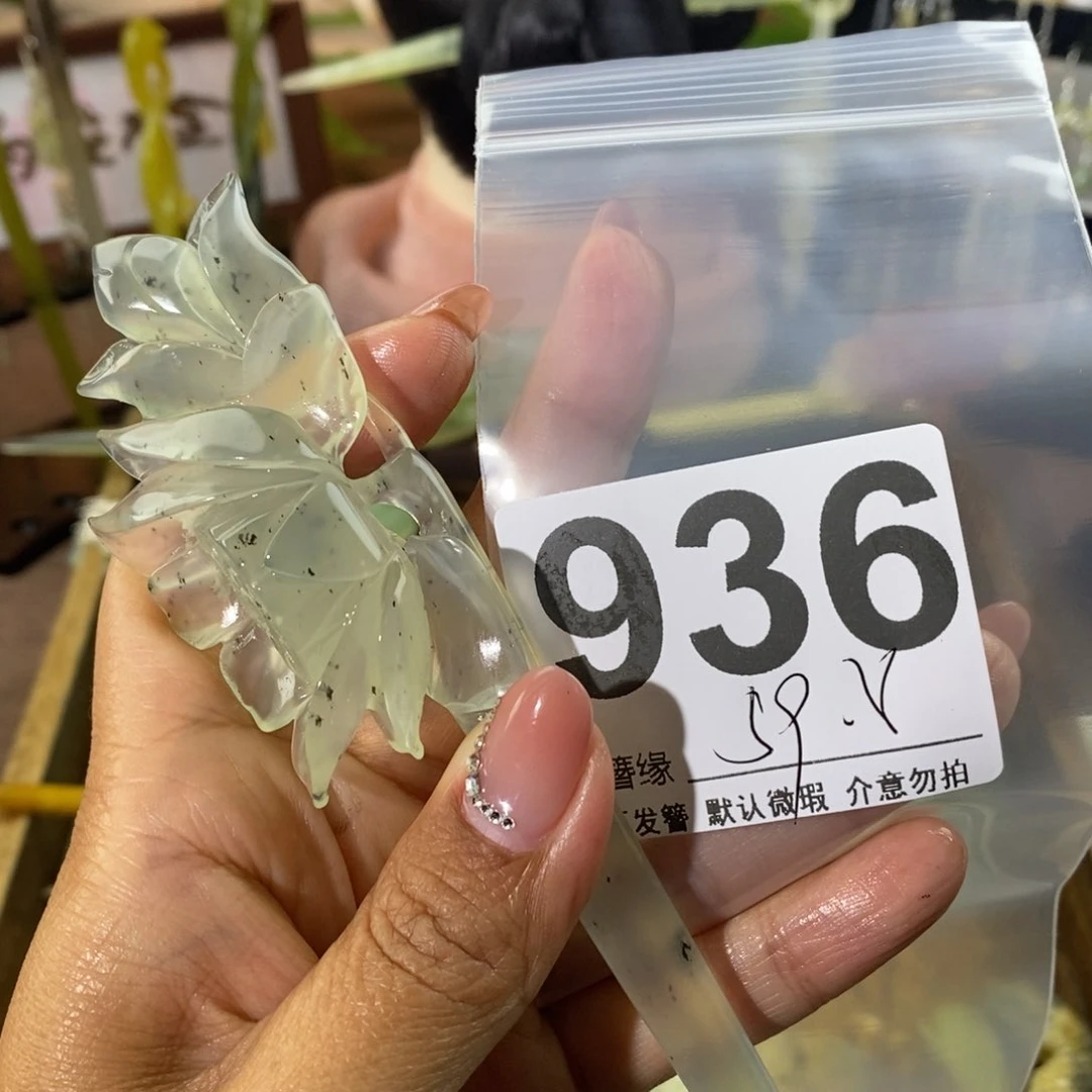 蛇纹石玉未镶嵌发饰嘎**.