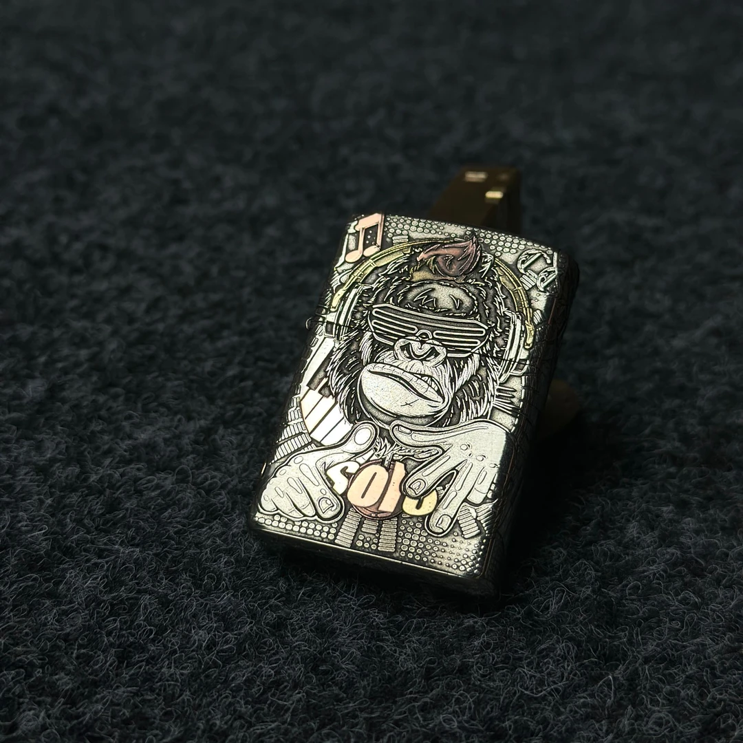 【云川原创】B2K五面DJ猴镶嵌煤油打火机