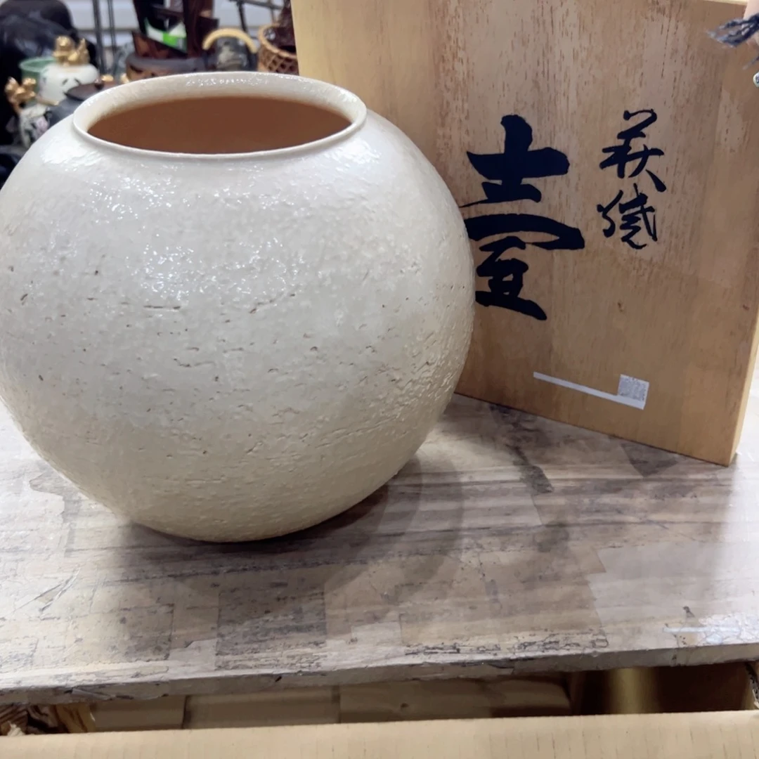 瓷片陶瓷的使用价值极好