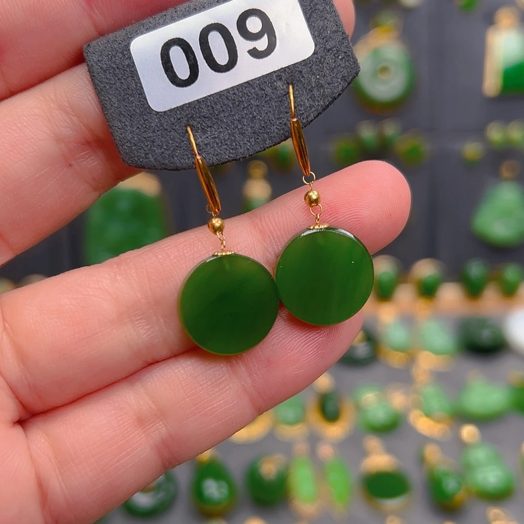 和田玉18K金镶嵌耳饰