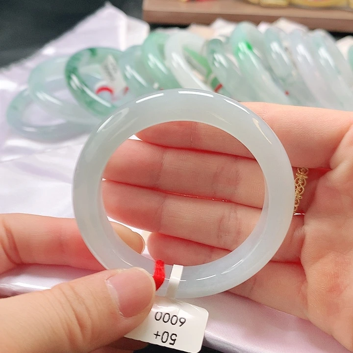 未镶嵌手镯翡翠缅甸A货翡翠手镯