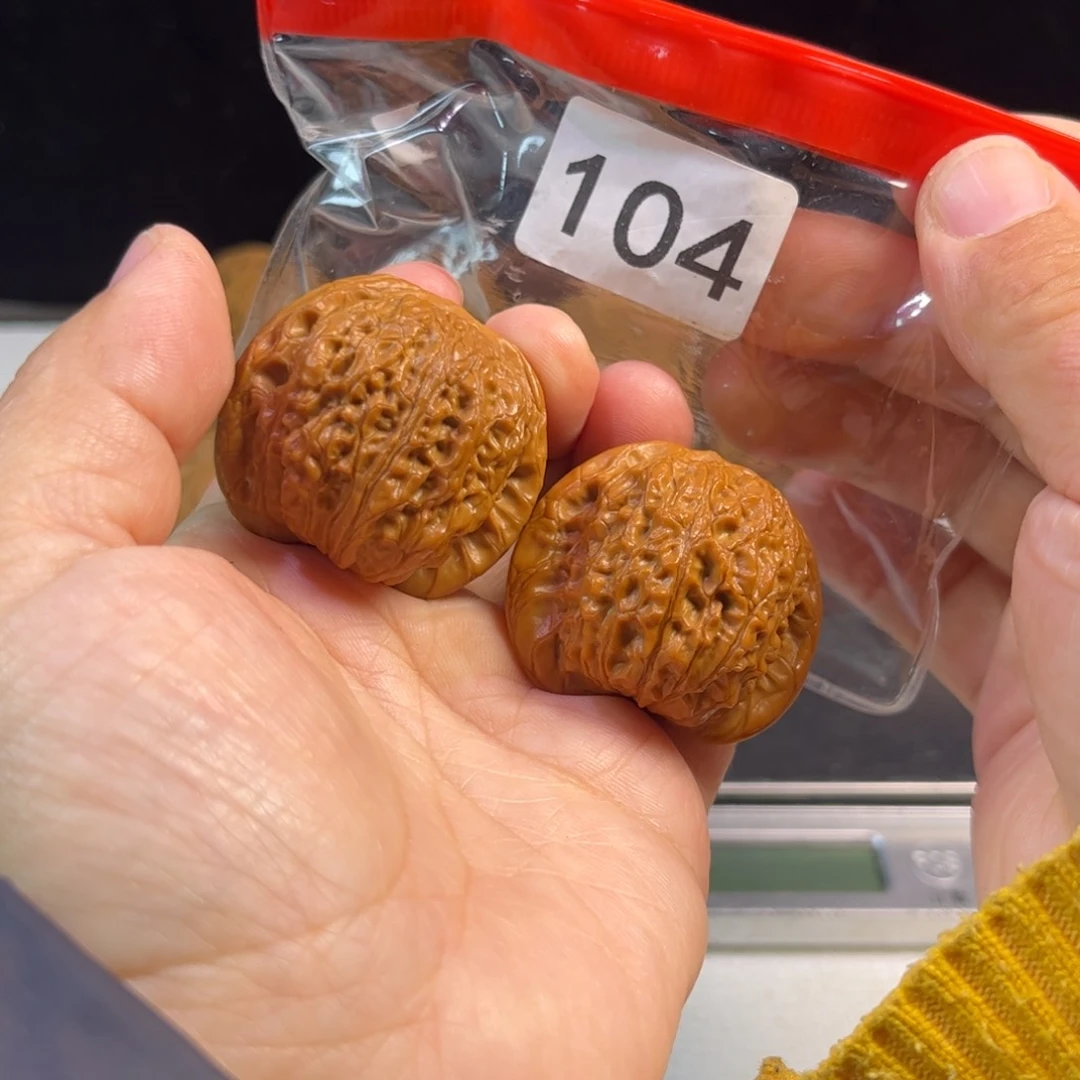 吊坠文玩核桃血麒麟38