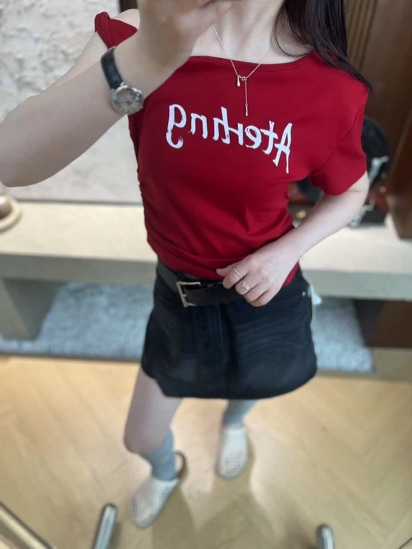 【香姐推荐】【3108】【十四中】夏季时尚新款字母斜肩设计T恤长50
