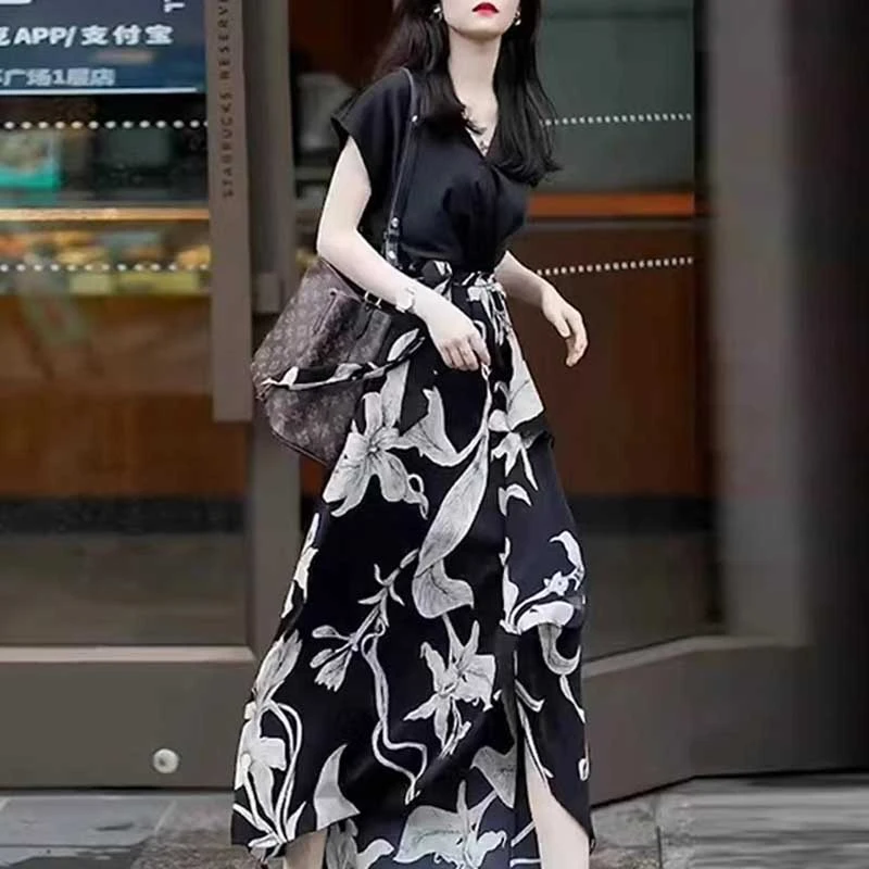 2025夏装新款碎花气质拼接假两件长裙名媛气场时装款连衣裙D0792