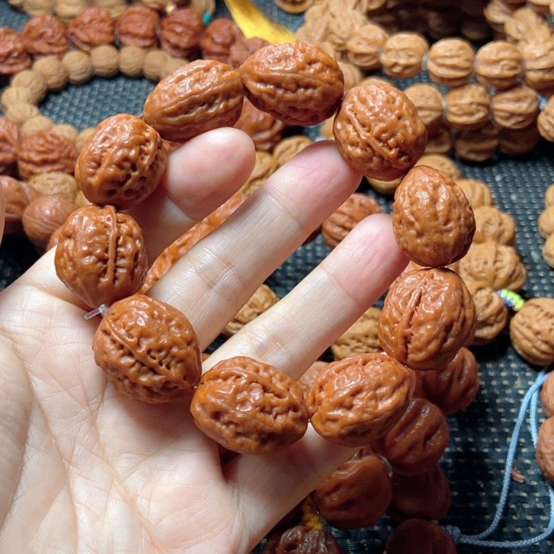文玩核桃吊坠粗筋手串