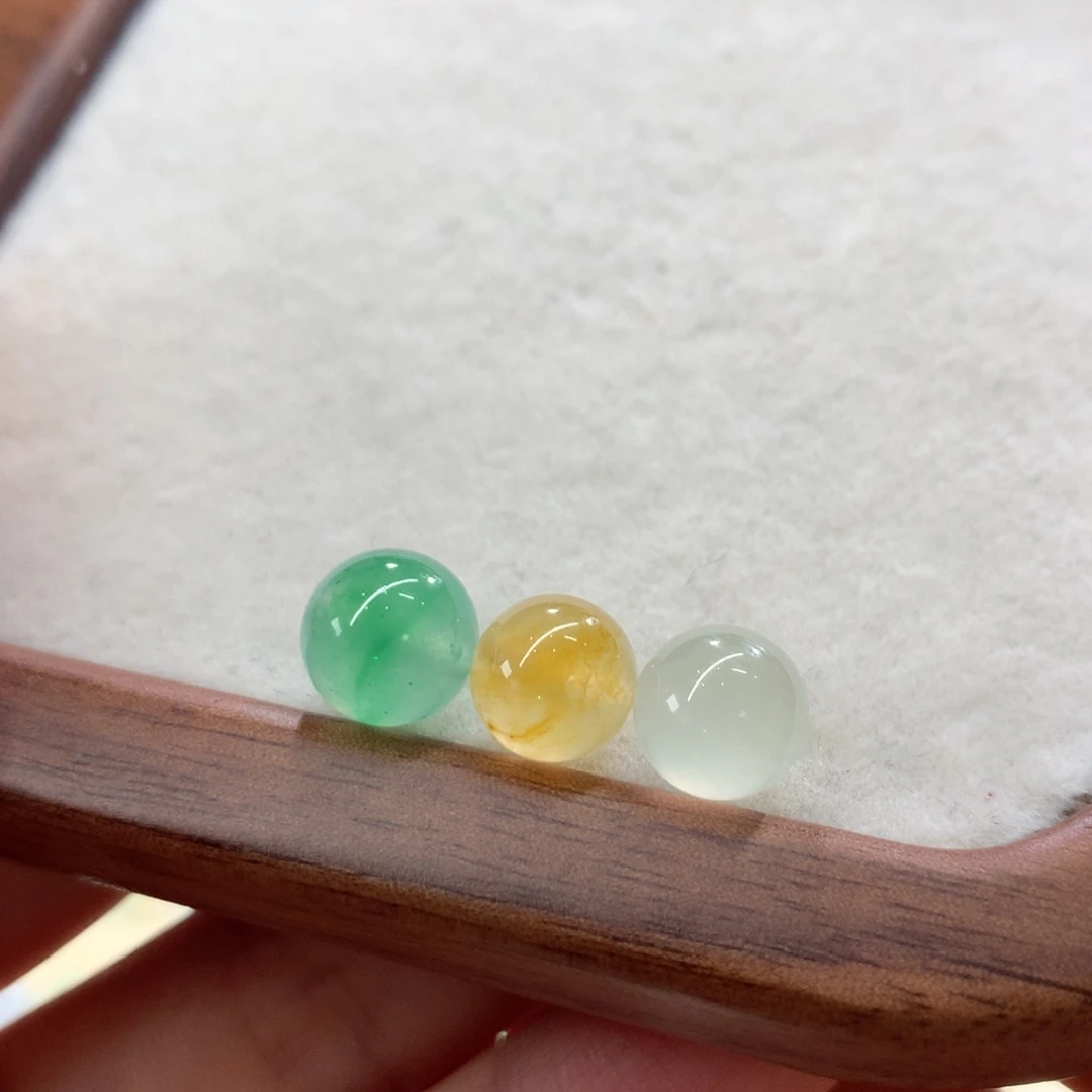 雪***桐翡翠散珠卡8.2-8.4