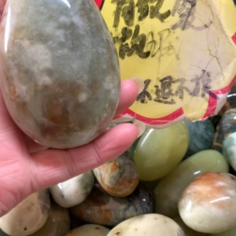 蛇纹石玉未镶嵌手把件