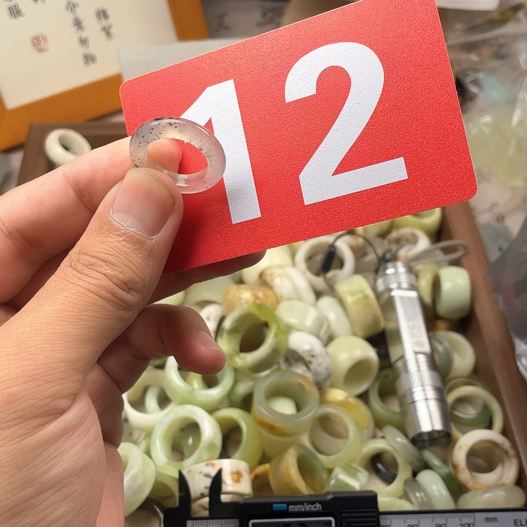 蛇纹石玉合金颈饰