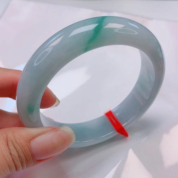 翡翠手镯未镶嵌?****55圈