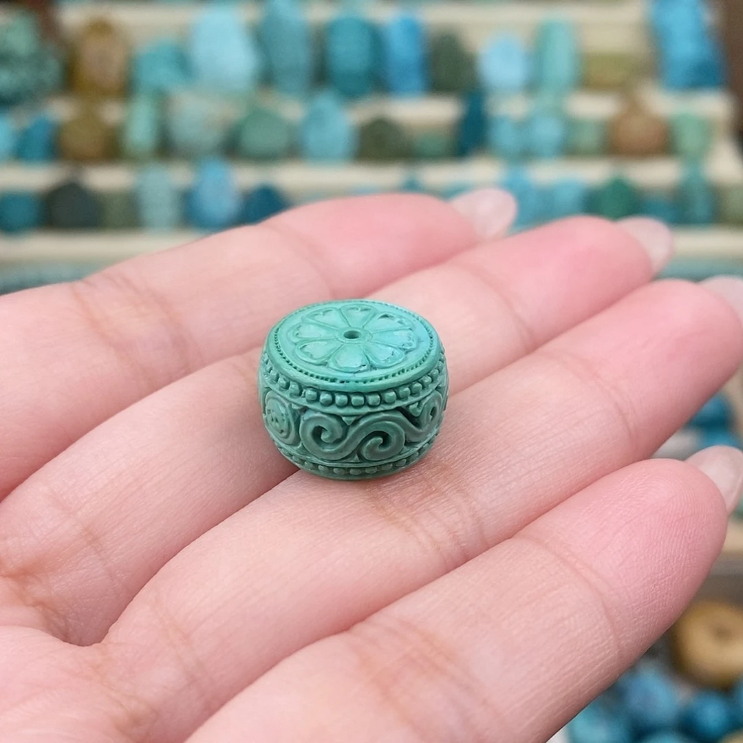 未镶嵌绿松石珠宝奇石