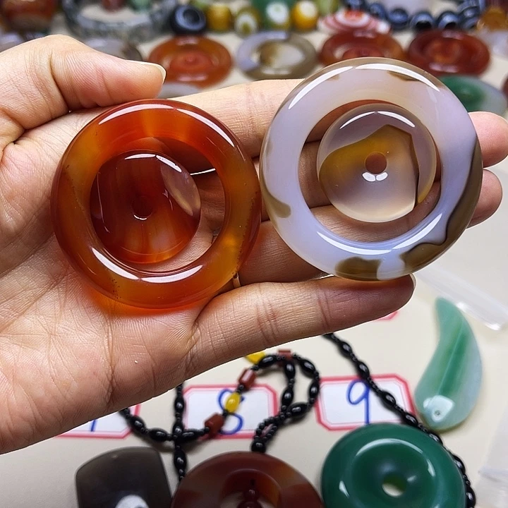 心***成玛瑙/玉髓未镶嵌颈饰