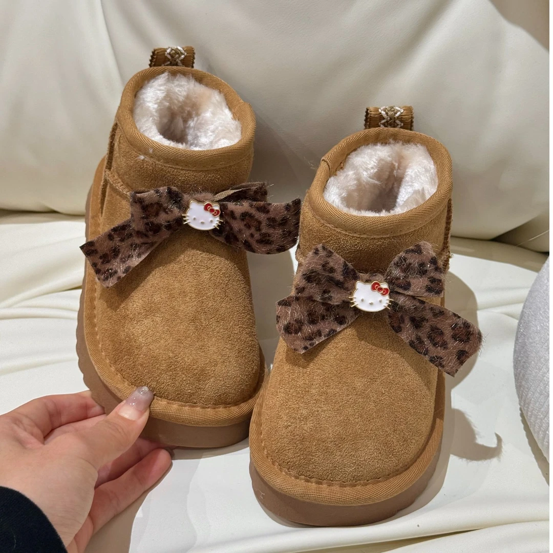 2025冬季圣诞款儿童雪地靴防滑保暖大棉棉鞋时尚百搭可爱防水防滑