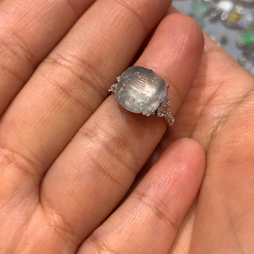 翡翠18K金镶嵌戒指戒指