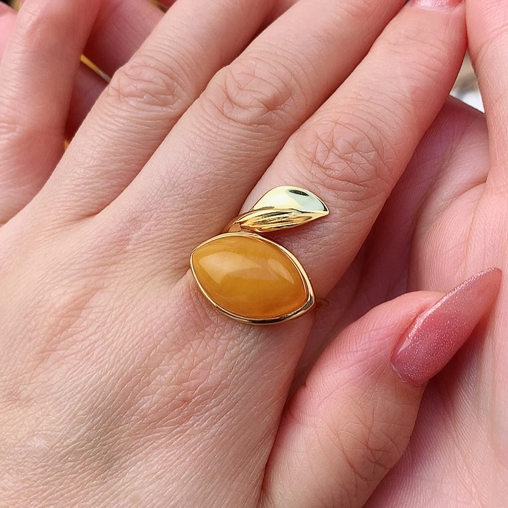 蜜蜡戒指银S925镶嵌戒指