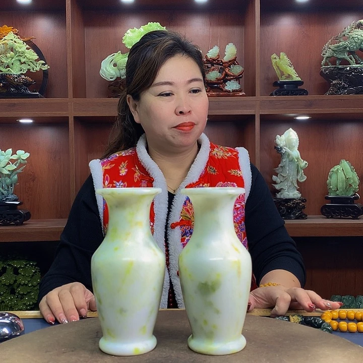 蛇纹石玉（覆膜）珠宝奇石未镶嵌有**心