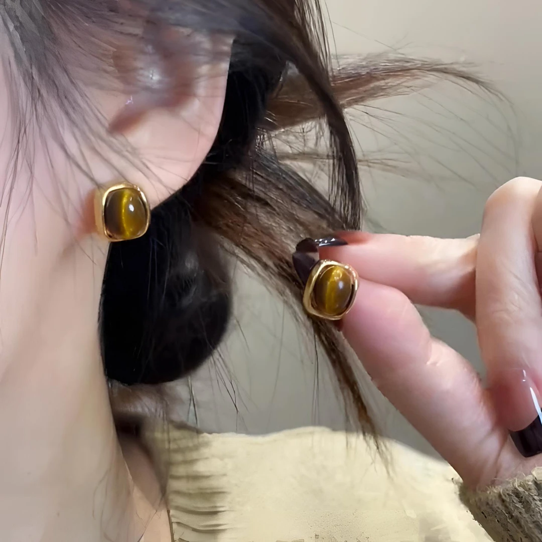 925银针美拉德猫猫石耳钉2025新款爆款高级感耳环轻奢小众耳饰女