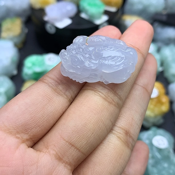 翡翠未镶嵌颈饰天然缅甸翡翠