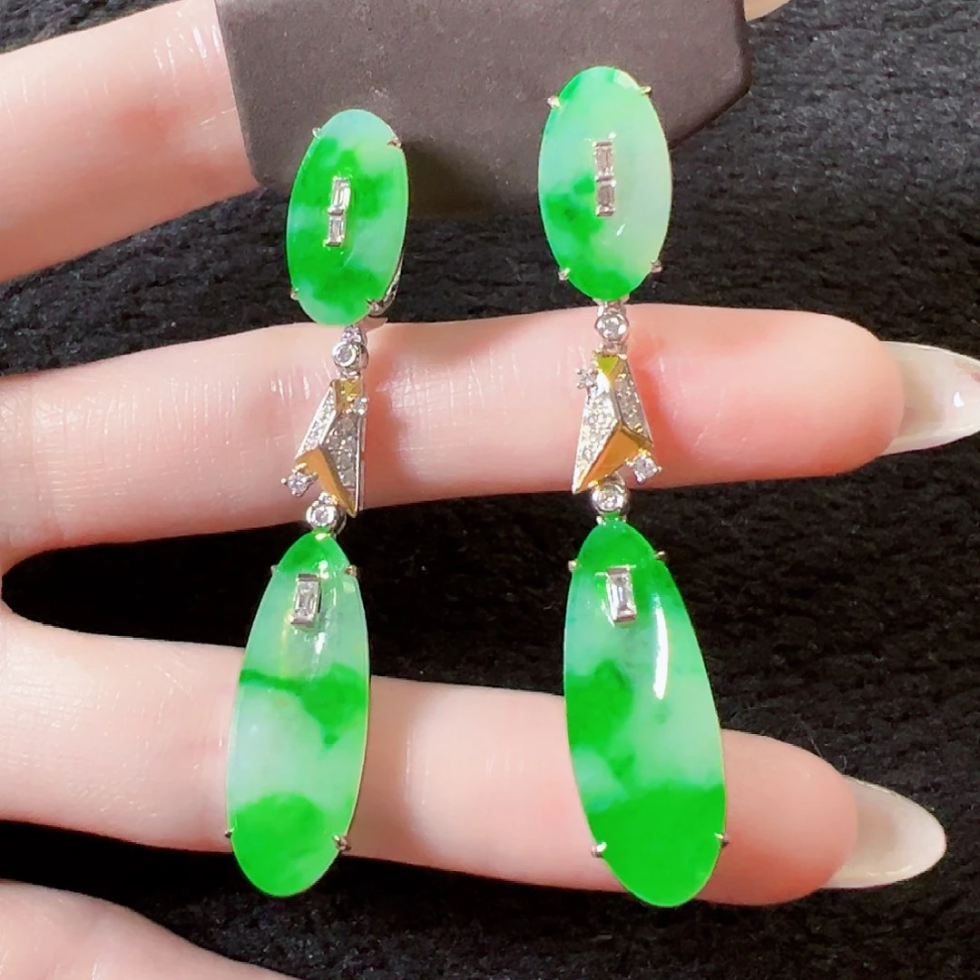 翡翠18K金镶嵌耳饰签收后24小时鉴赏期，过时不退