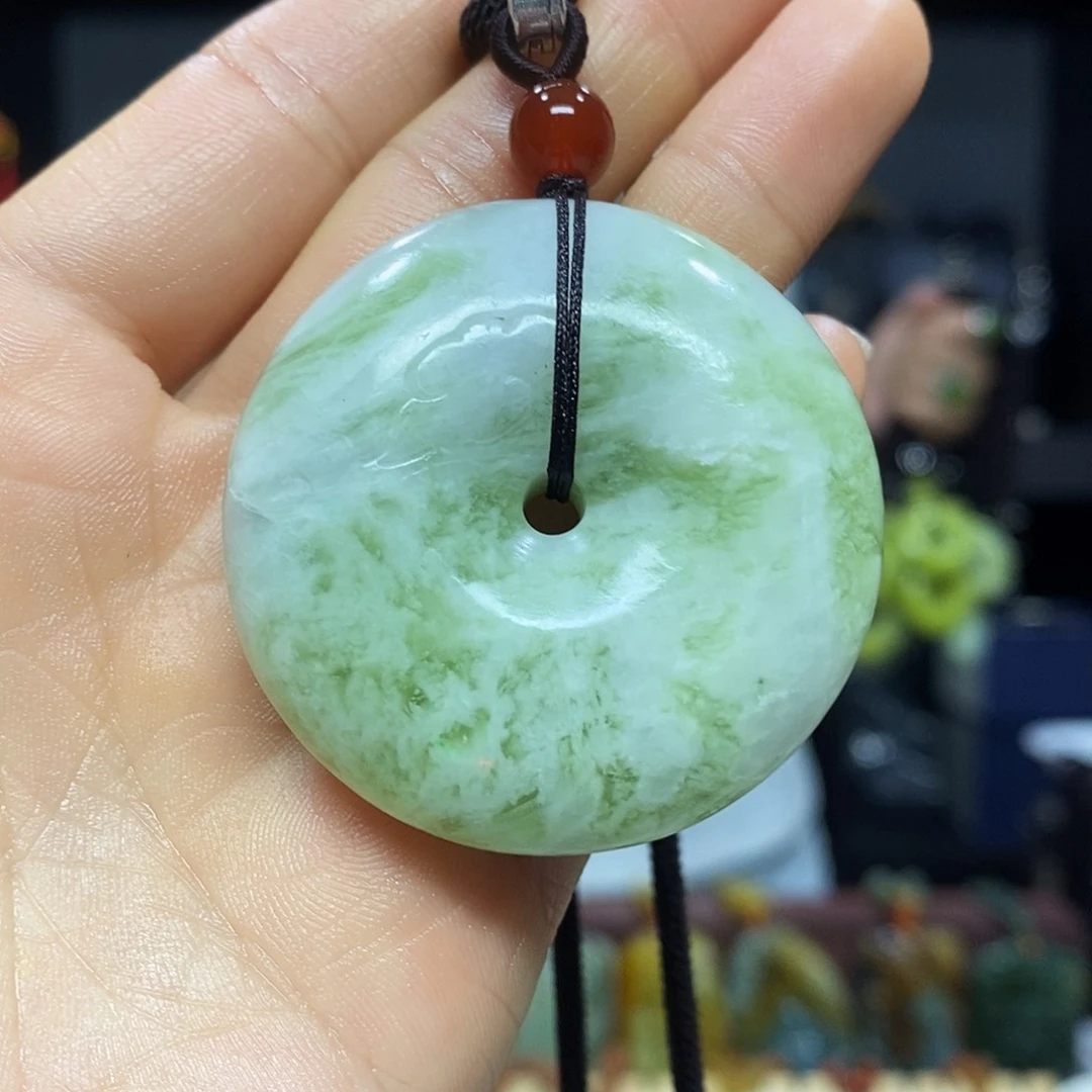 未镶嵌岫玉挂件吊坠