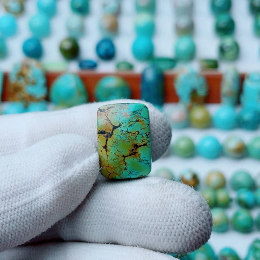 未镶嵌绿松石珠宝奇石