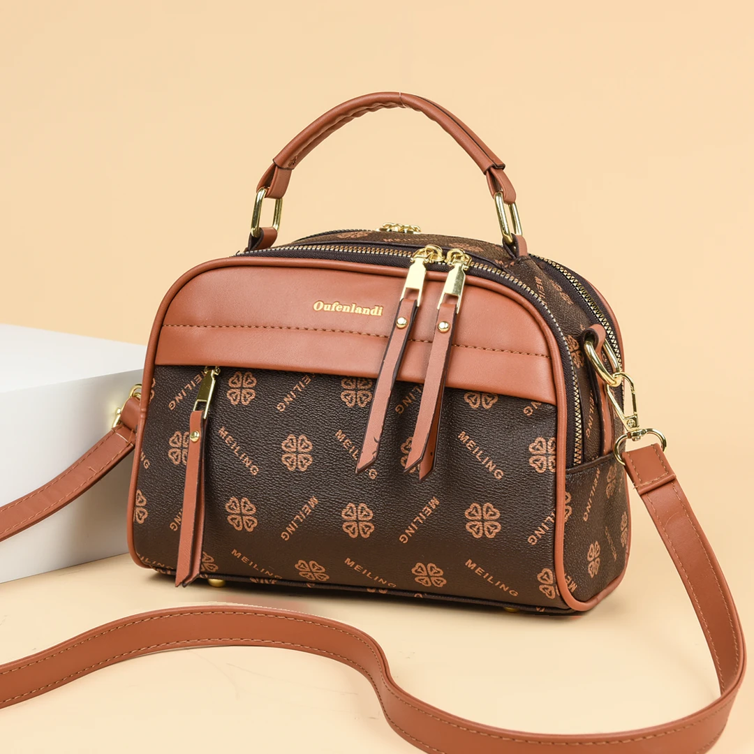 2024秋季新款时尚印花大容量单肩斜挎包6777四棕