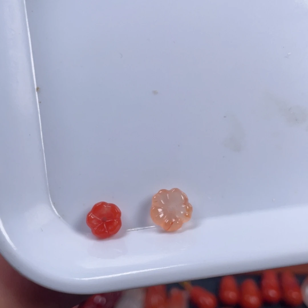 南红玛瑙未镶嵌花花蓉*