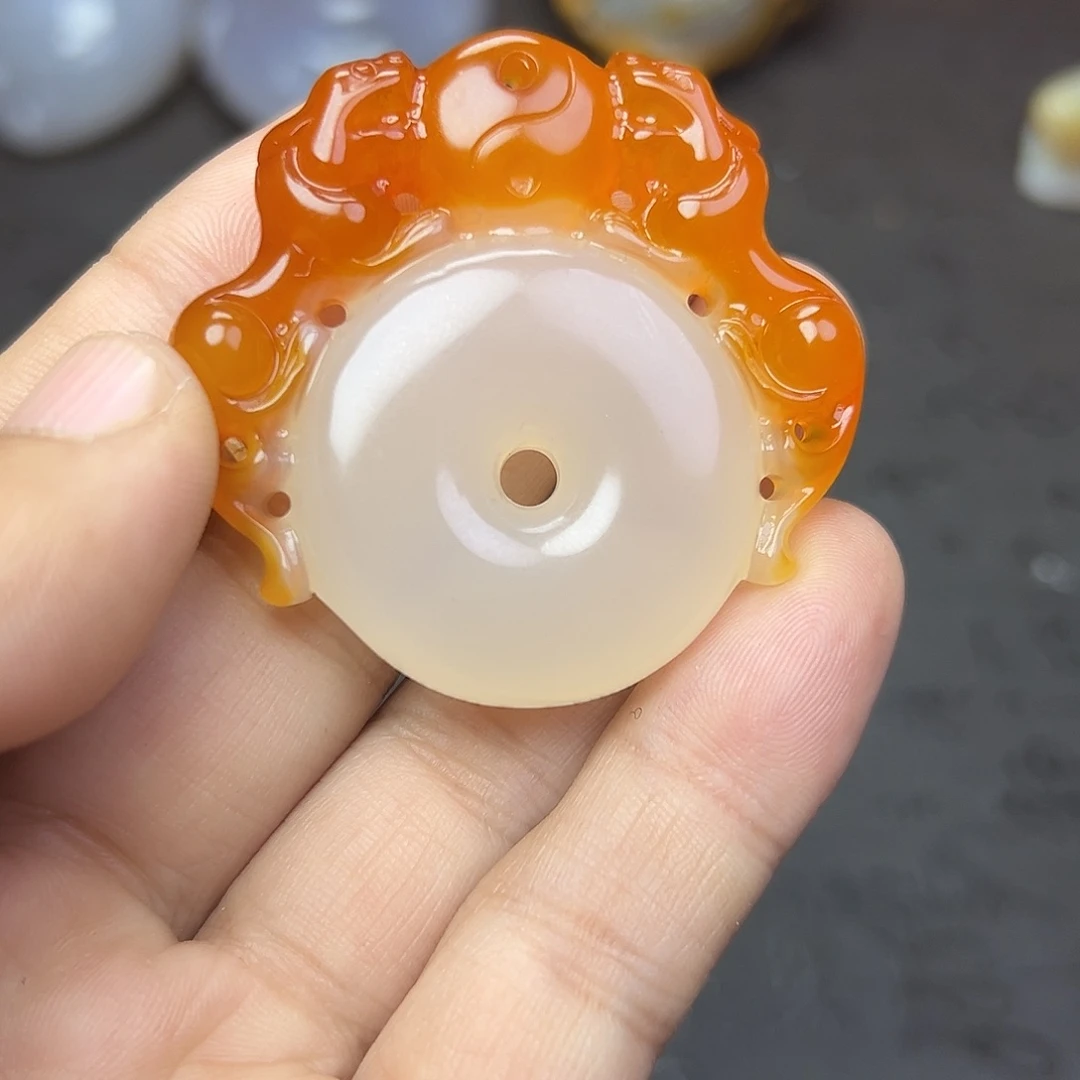 老***人玛瑙/玉髓未镶嵌时尚潮流手把件吊坠