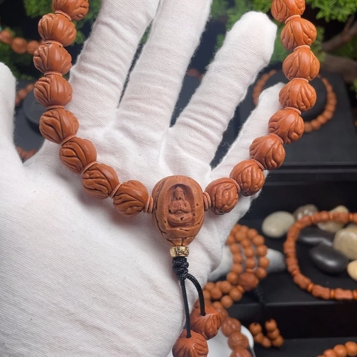 吊坠桃核精品小凤羽