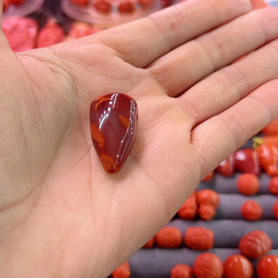 南红玛瑙三通未镶嵌