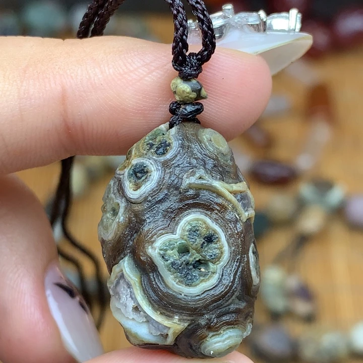 玛瑙/玉髓未镶嵌珠宝半成品