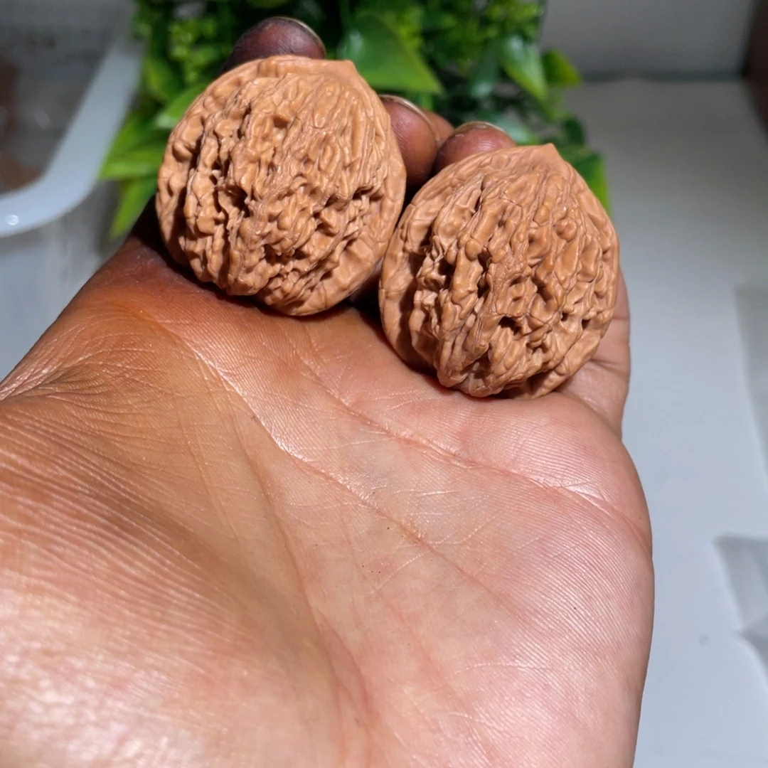 文玩核桃吊坠35麦虎