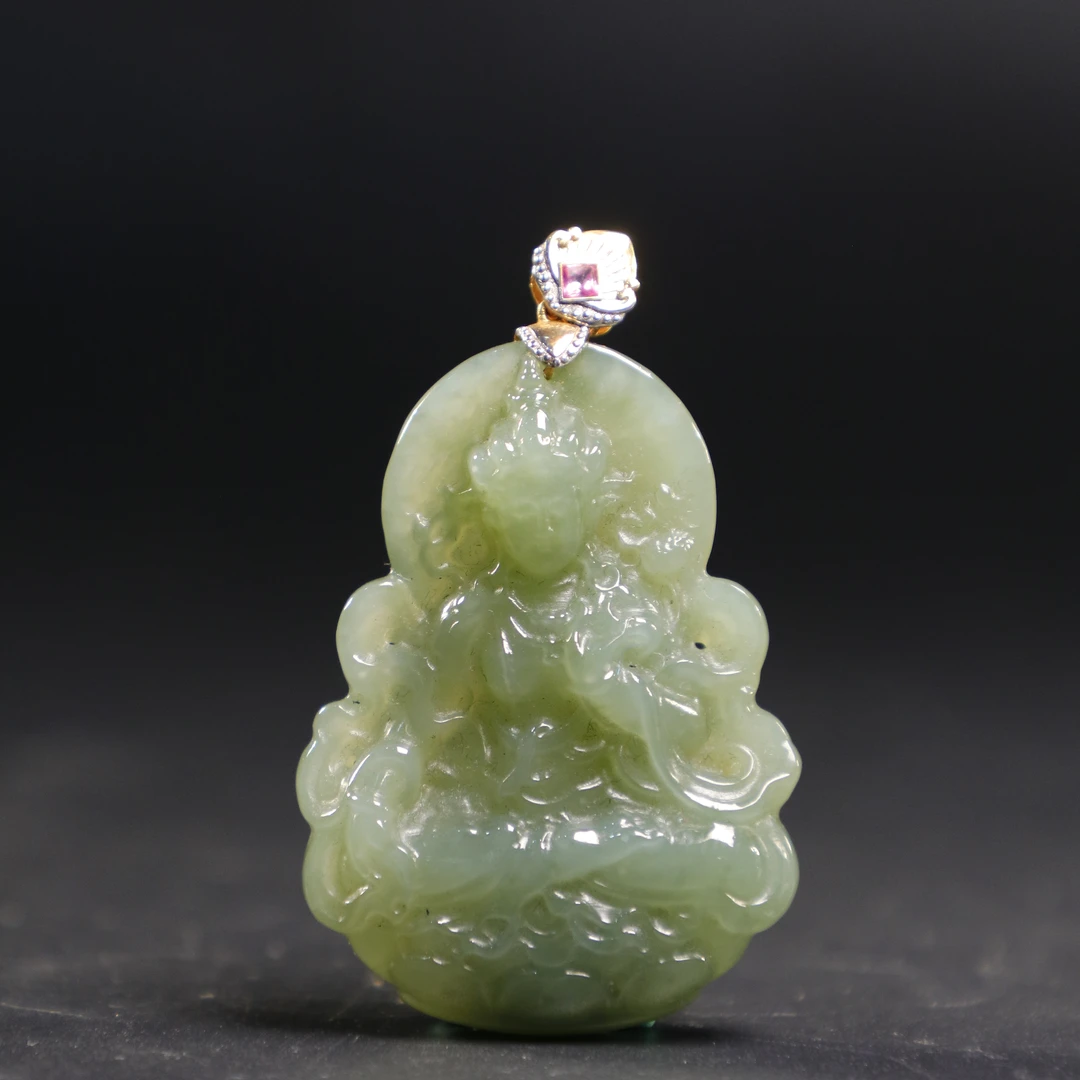 lot8807 和田玉粉青观音挂坠/云南典藏