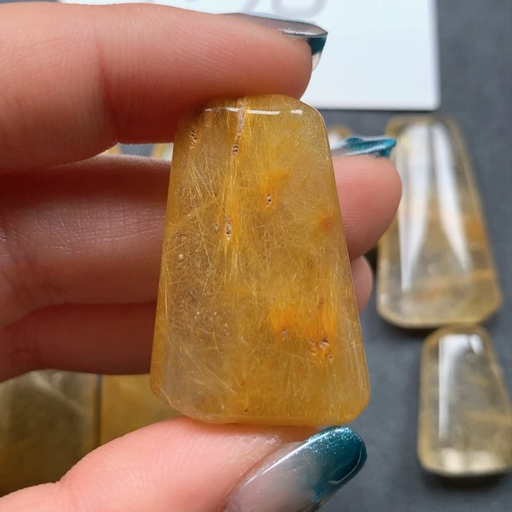 水晶颈饰未镶嵌蓦**首