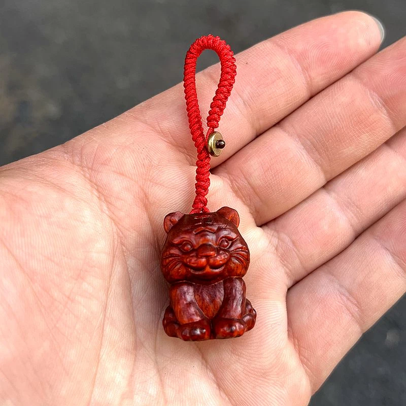 紫檀木老虎挂件实木十二生肖红色木质老虎吊坠钥匙扣手机链新中式