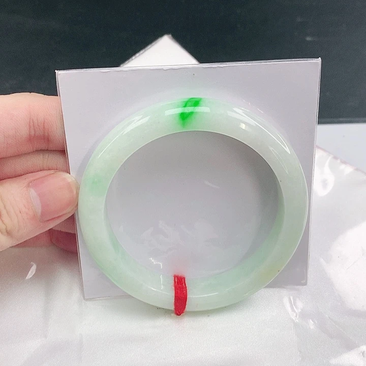 翡翠未镶嵌手镯圈57.5。12043